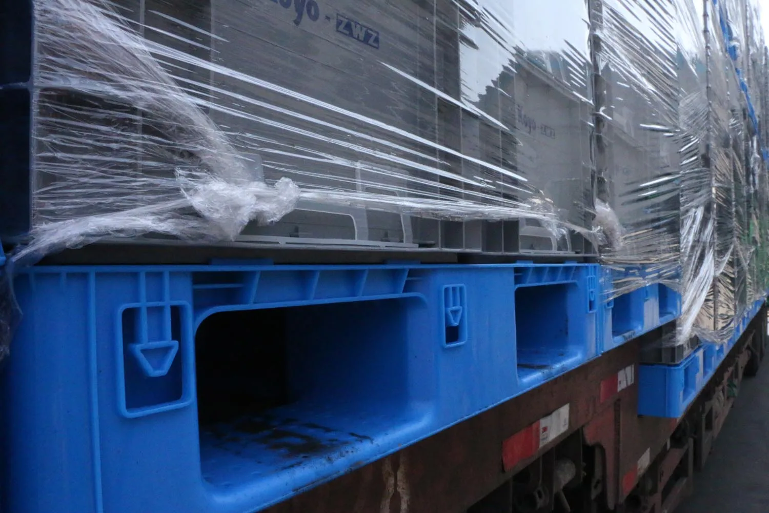 NEXARA Light Weight Recycle Material 1208 1200*800*135mm Grid Surface Field Euro Plastic Pallet for Logistic Turnover