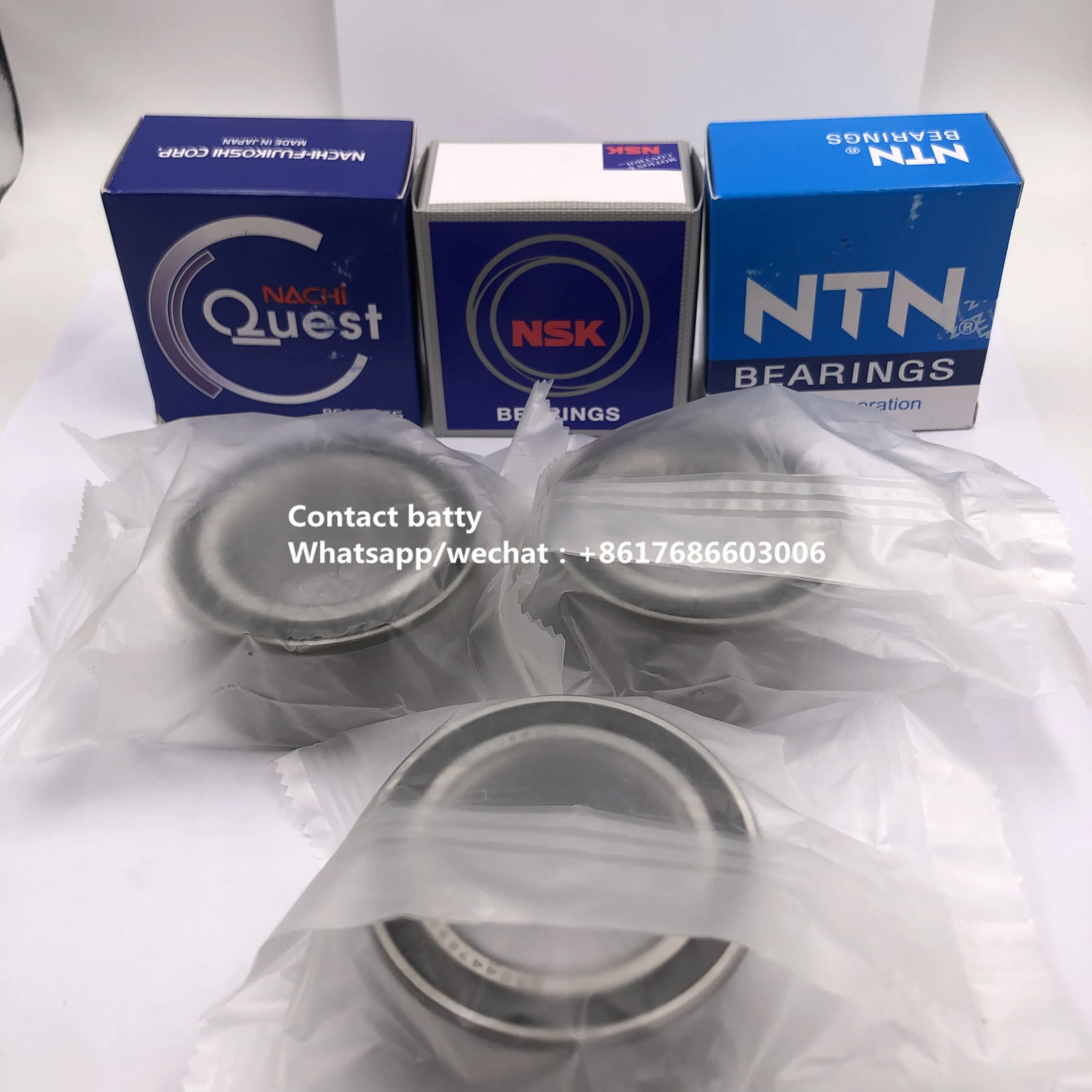 Famous brand DAC447233 2RS / DAC44720033 / 3514699 front wheel hub bearing size 44*72*33.1mm Fit For 2008-2014 Polaris RZ