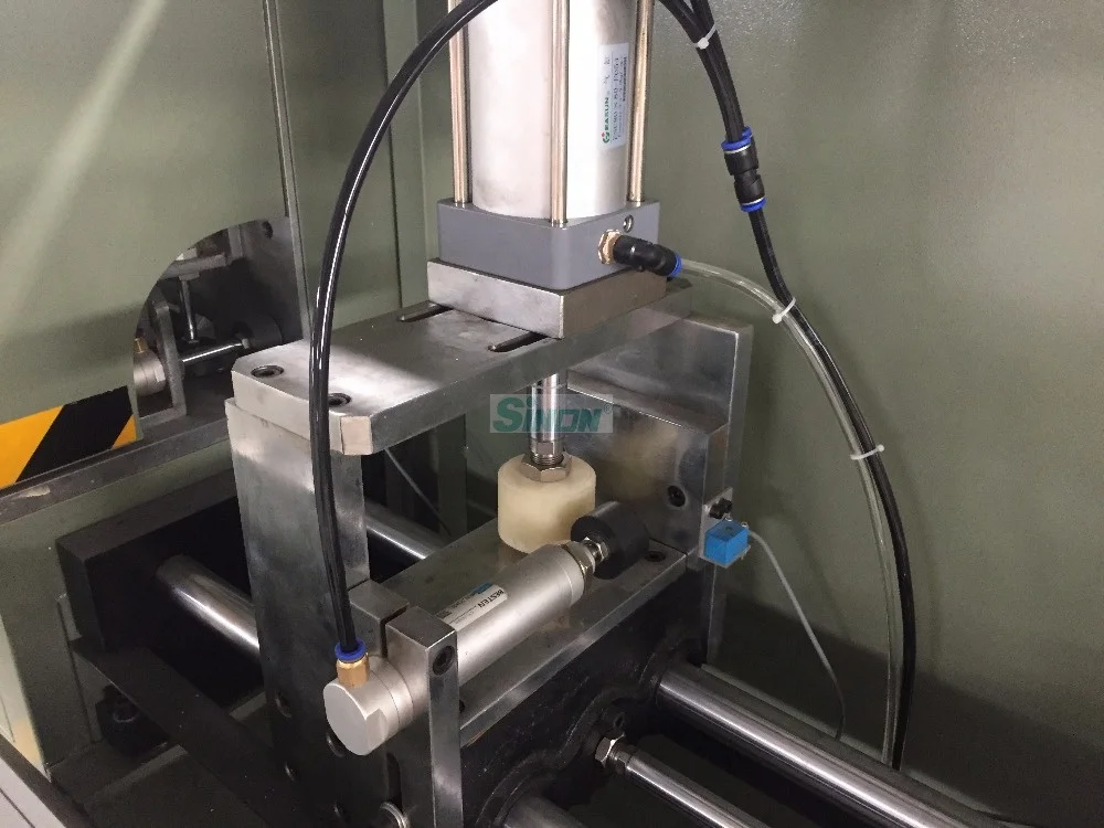 Auto feeding 90 degree aluminum profile cutting saw