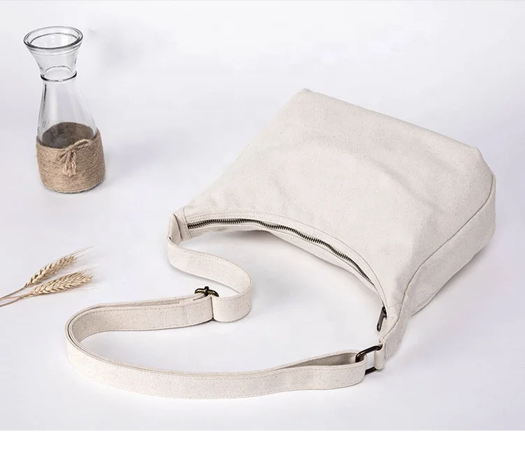 Literary fresh canvas bag oblique cross dumpling bag female Mori college wind ins student large capacity shoulder bag