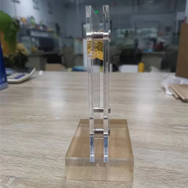 Customized acrylic golf ball display case