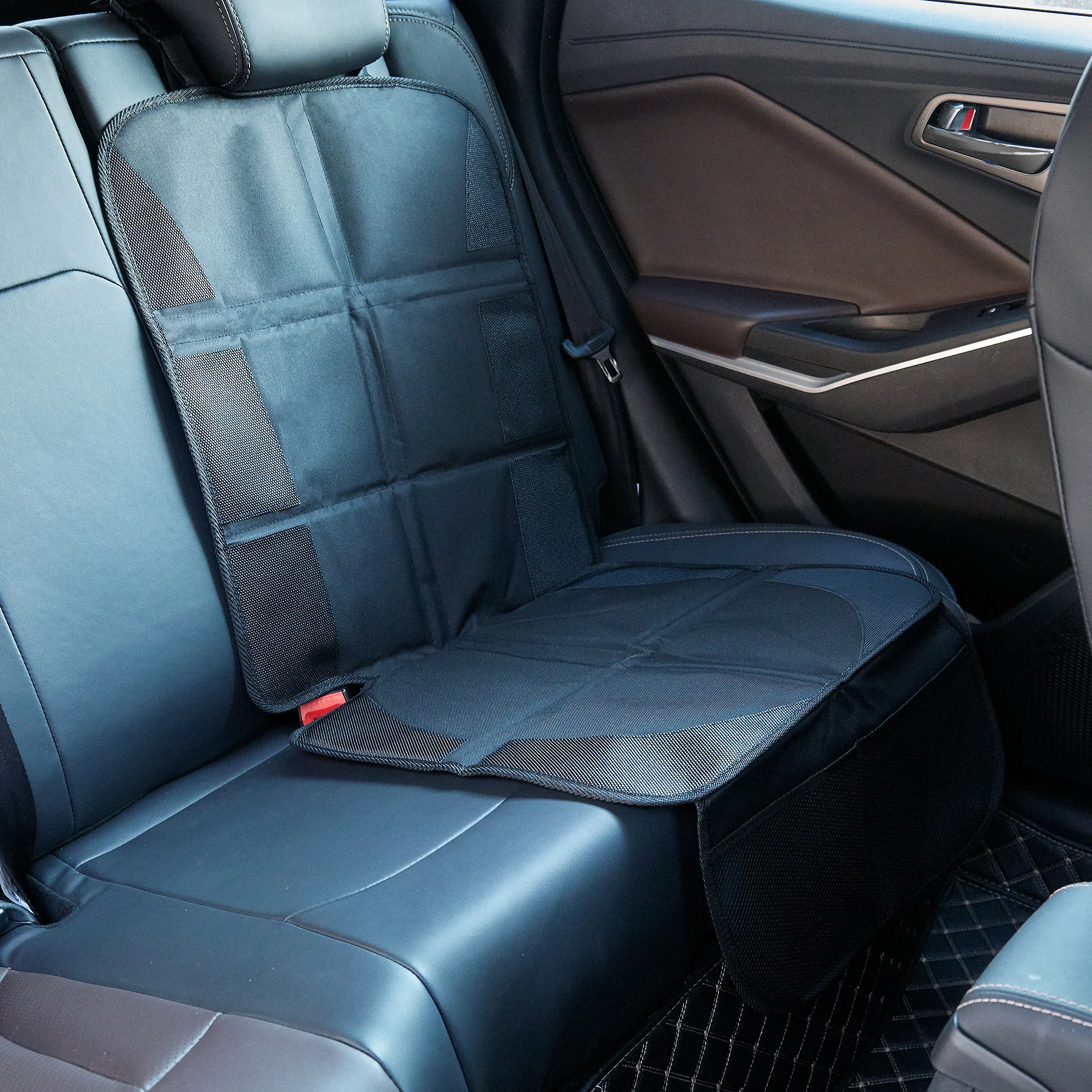 
China Supplier Best Price Infant Carseat Protector Water- resistance Car Mat With Anti-slip 