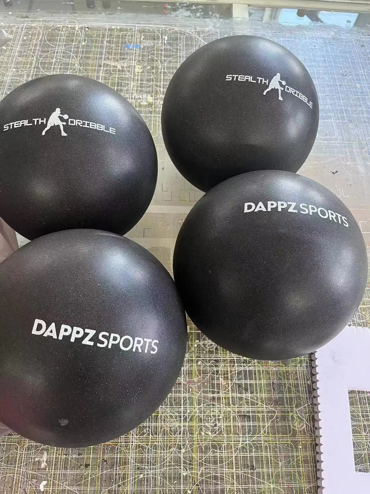 Pu Foam Washable Kids Indoor Training Elastic Silent Mute Ball Bouncing Uncoated High Density Foam Sports Ball/silent basketball