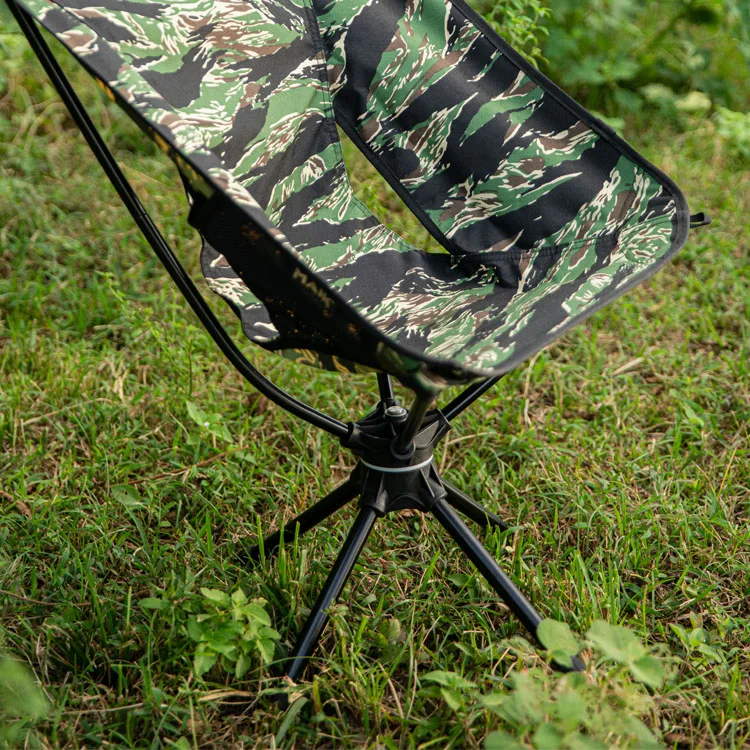 Indoor Outdoor Rest Chair Foldable Moon Chair 360 degree rotatable hiking camping beach chair
