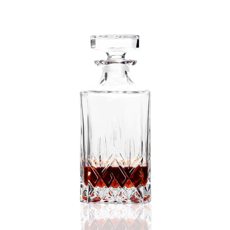 
Square 700ml 26oz Crystal glass Whiskey Decanter with Glass Stopper 