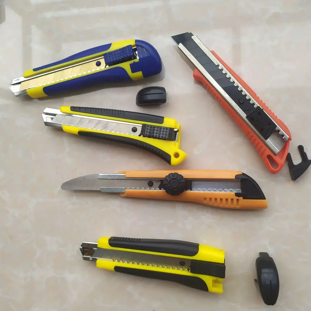 Нож для резки черного лезвия