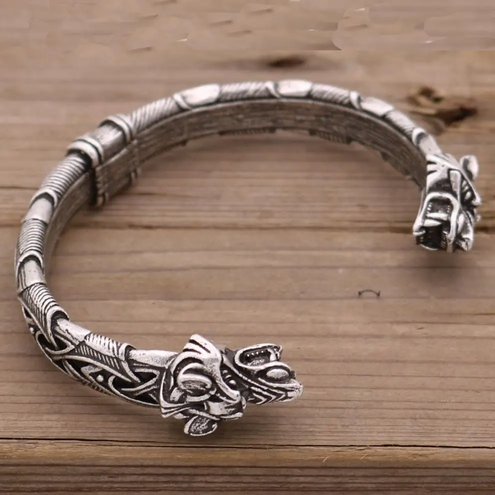 China Wholesale Norse Mythology Pirate Viking Cuff Bangle Antique Silver Plated Open Wolf Head Bracelet Vintage Bijoux Homme