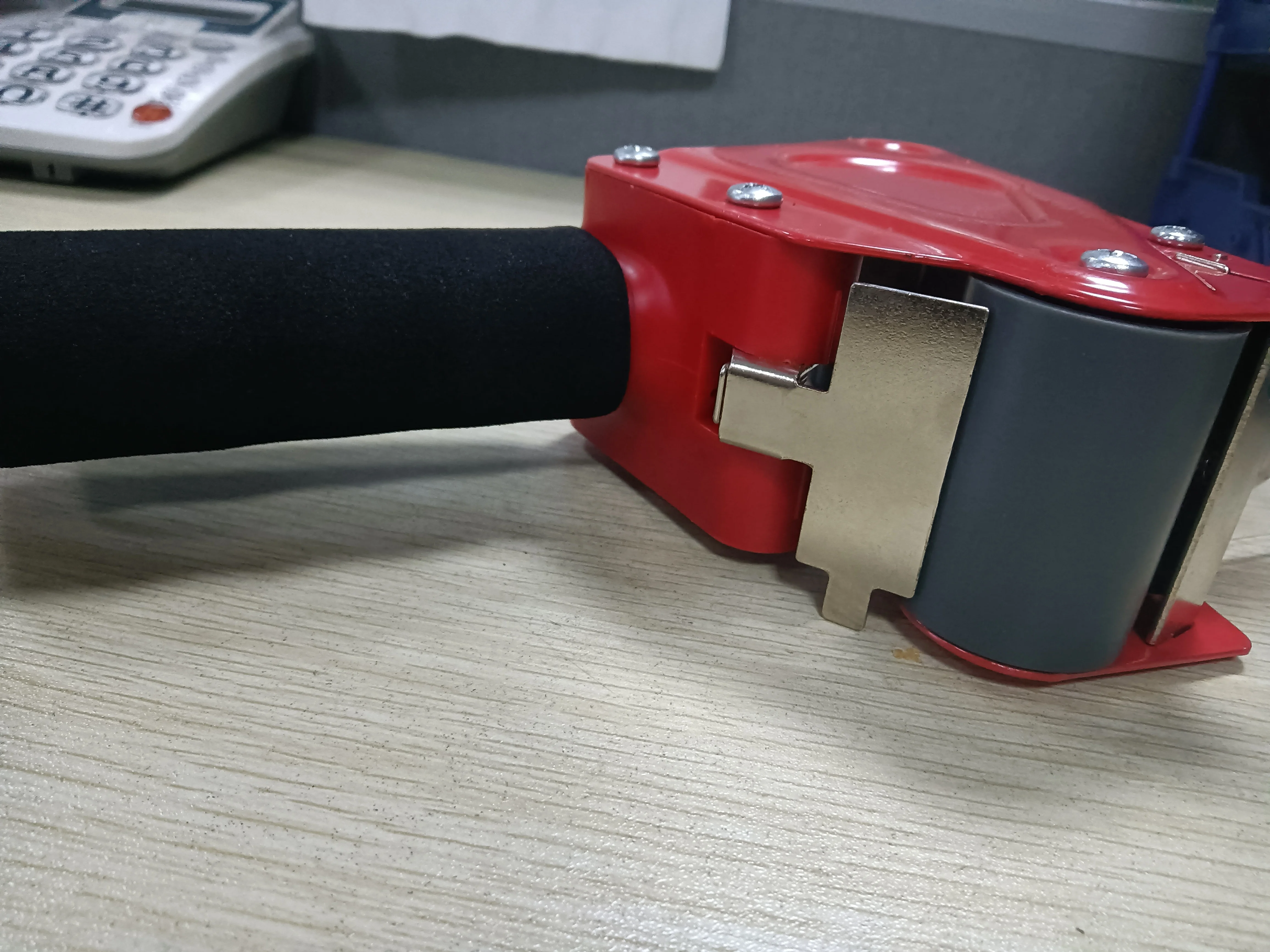 Red Packaging Tape Dispenser  Metal high quality Tape Cutter Packing Seal Dispenser