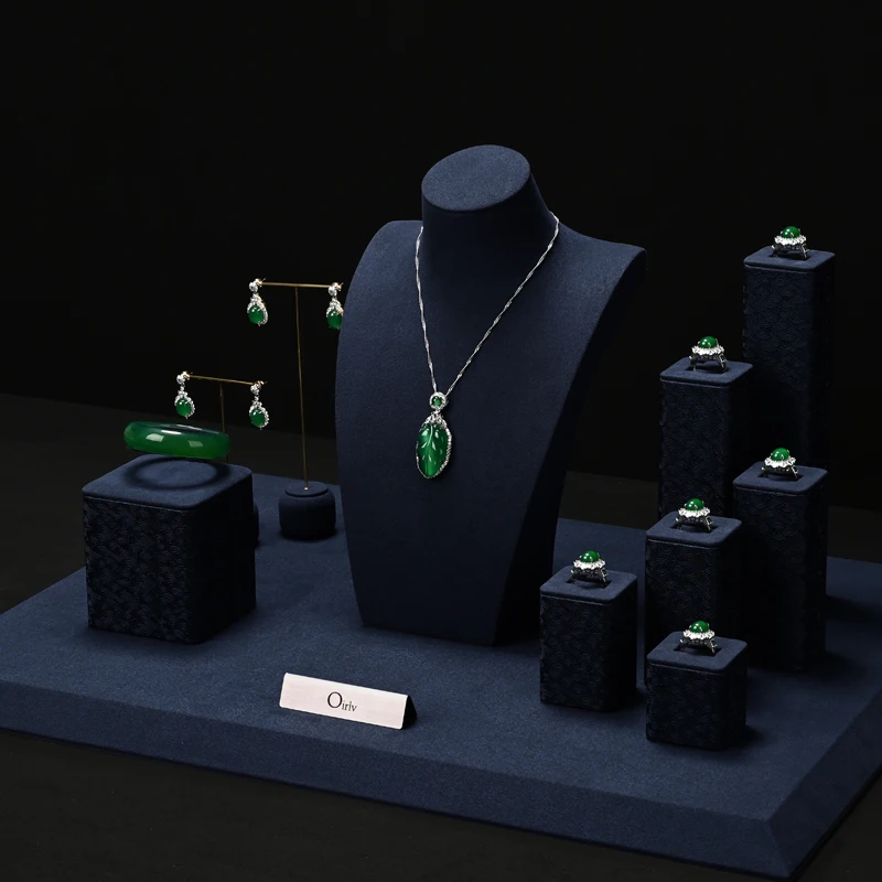 FANXI Original Customized Jade Jewelry Cabinet Display Luxury Microfiber PU Leather Jewelry Display Props