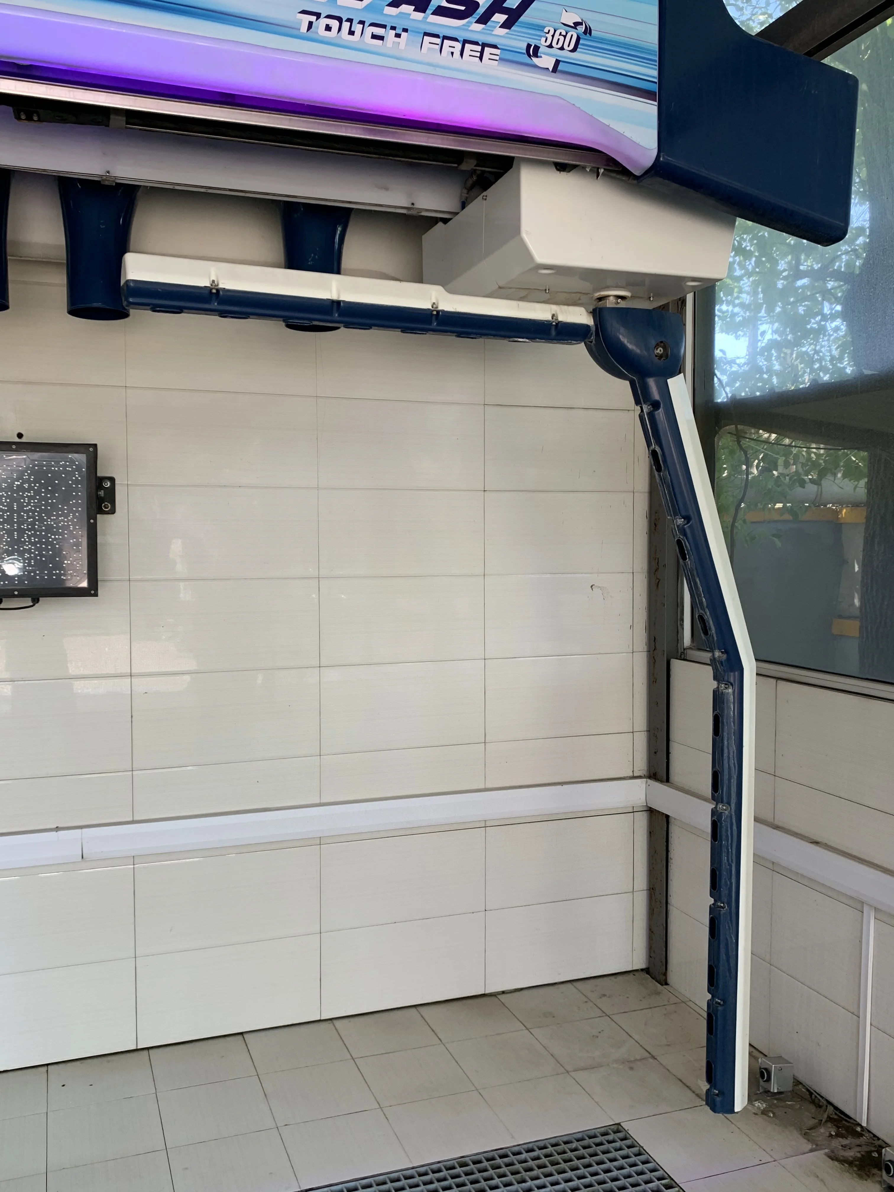 leisu wash 360 Plus automatic car wash machine car care detailing equipment auto full automatic no brush