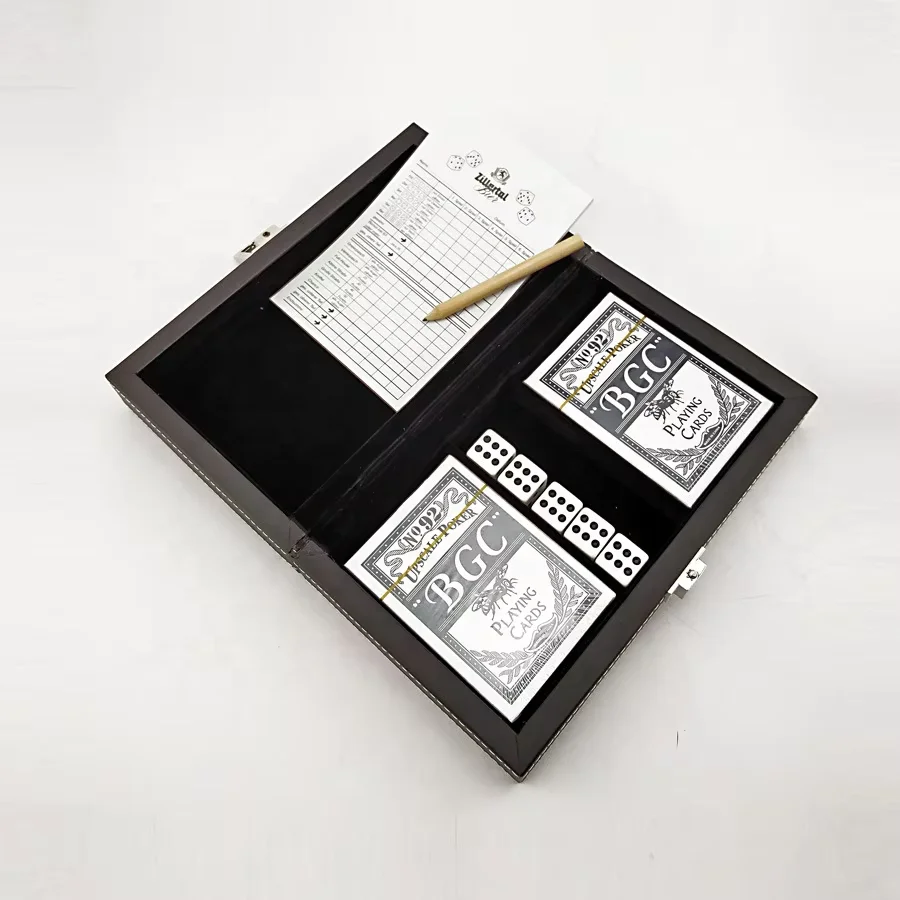 Customized Personalized  Pu Leather Poker Cards Tuck Box Playing Cards With Packaging Case