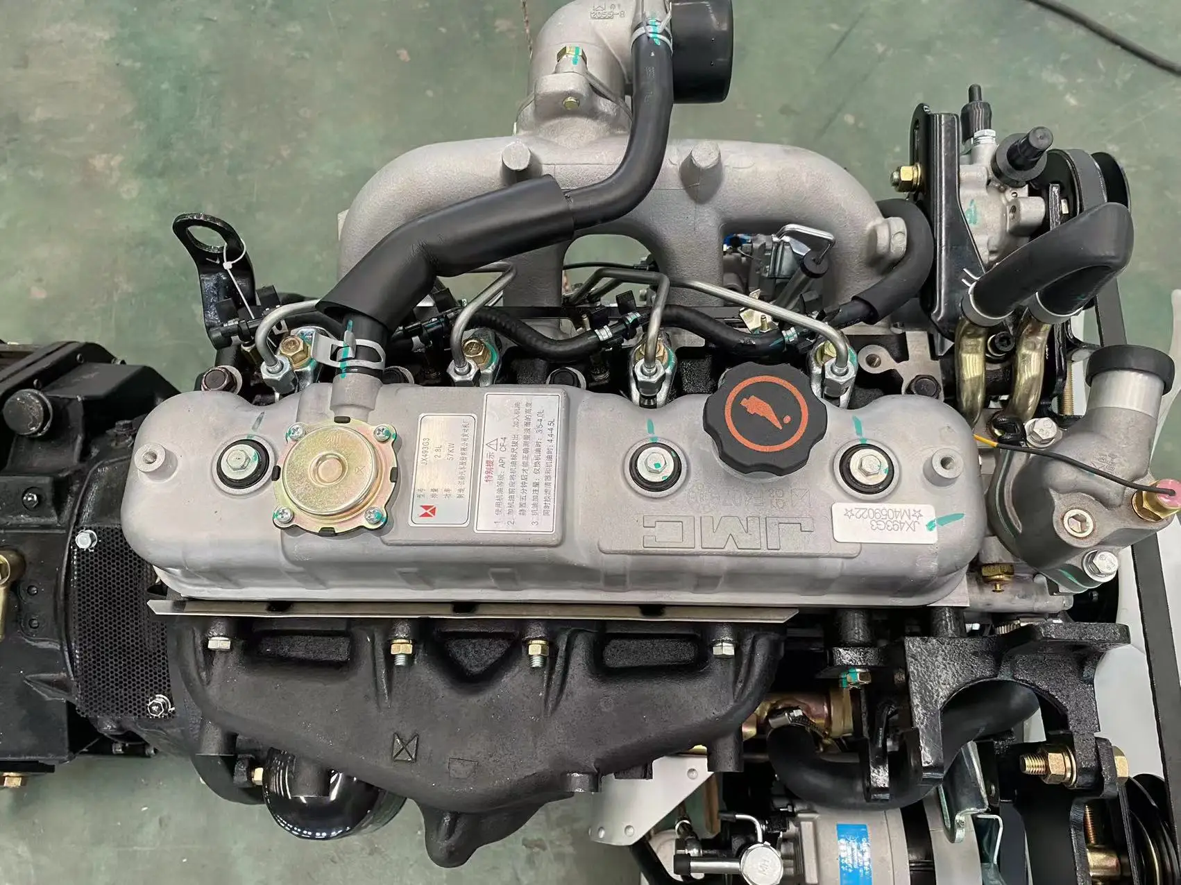 Aviation Airport Baggage Towing Tractor Diesel Electric Optional 2 Ton 2.5 Ton 3 Ton Aircraft Tow Tractor