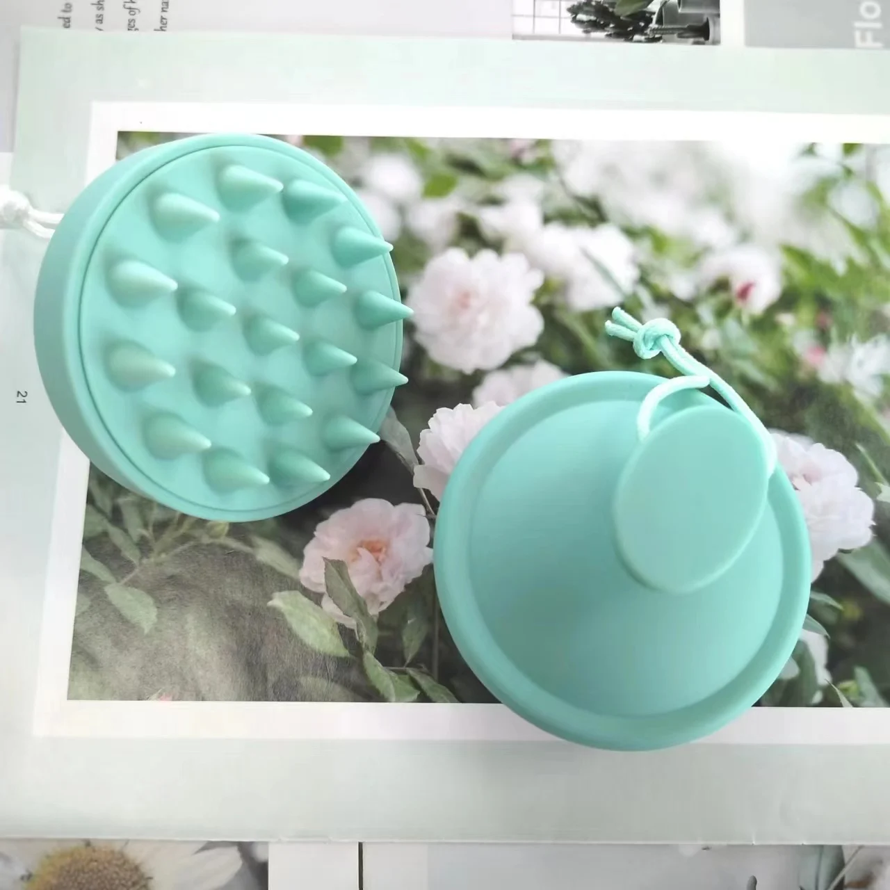 Professional Hand-Held Silicone Hair Scalp Brush with Soft Matte Finish round Hair Massager Comb for Detangling Shampoo Usage