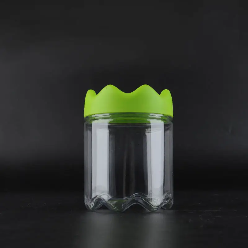 2023 New Design Creative Crown Lid PET Candy Food Storage Jar Round Packaging Storage Jar