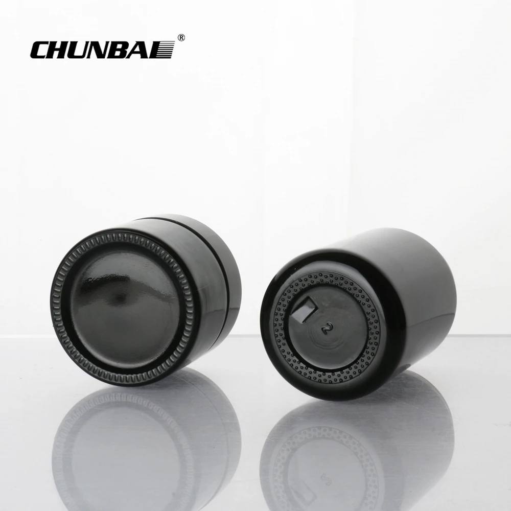 Wholesale Cheap 2oz 4oz body butter UV luxury Custom Packaging Supplier Sets Unique Round Black Cosmetic Glass Jars with Lids