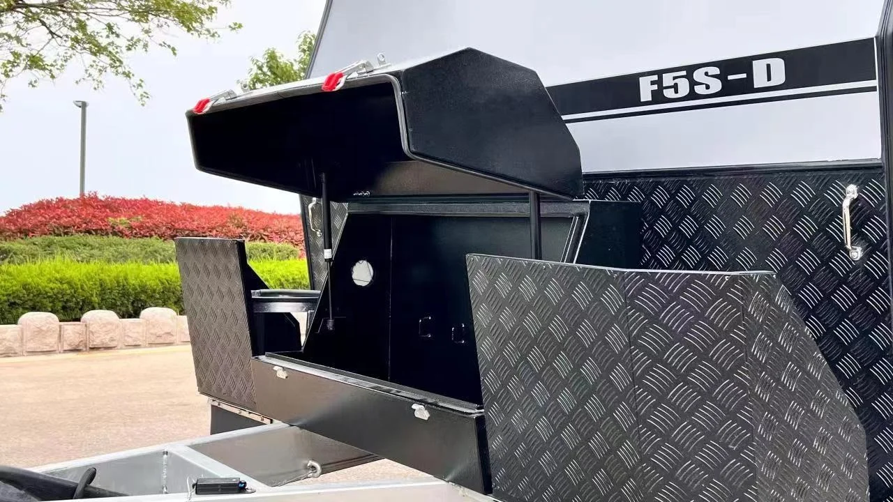 Longhe 15FT RV Motorhome Off Road Pop Top Caravan