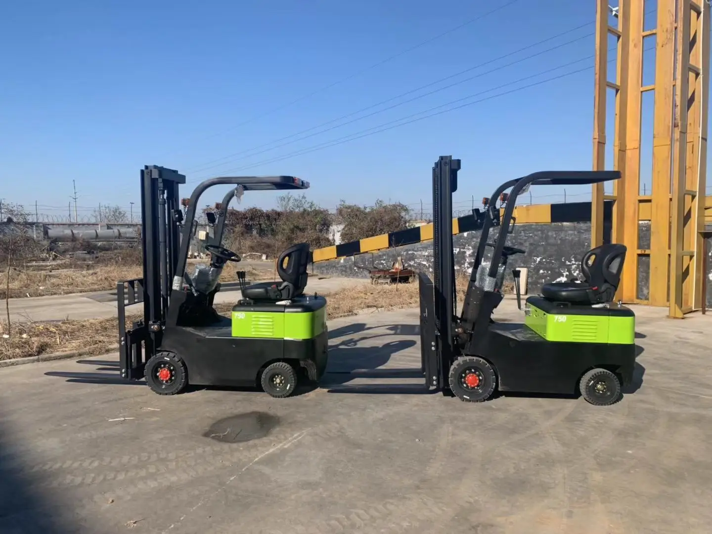 compact forklift mini size 1000kg  3m height 4 wheels  indoor use electric forklift cheap price narrow aisle forklift