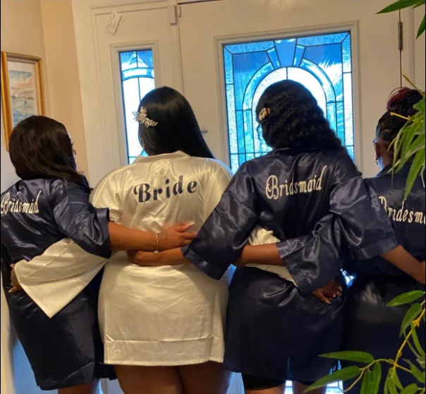 
pijamas mujer OEM ODM Logo Custom Wholesale Silk Personalized Embroidery Robes Satin Women Wedding Bridesmaid Satin Bridal Robe 