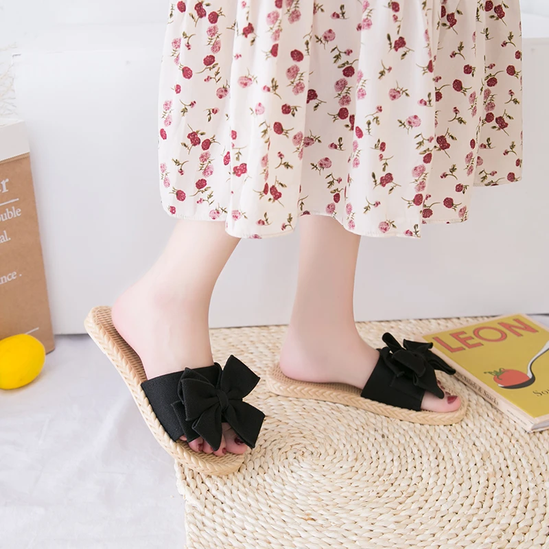 
Playful Bowknot Woman Slippers Outdoor Fashion Non-slip Flat Sandals 