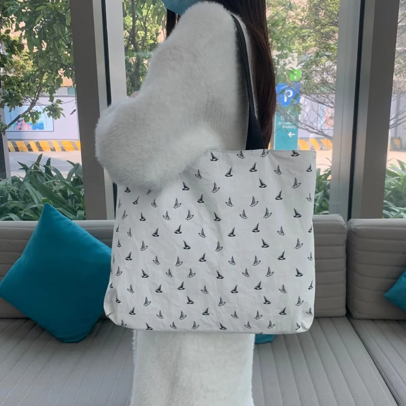 Wholesale Hot Sale shoulder bags and handle design Hawaiian Beach Bag washable and waterproof Eco-Fashion