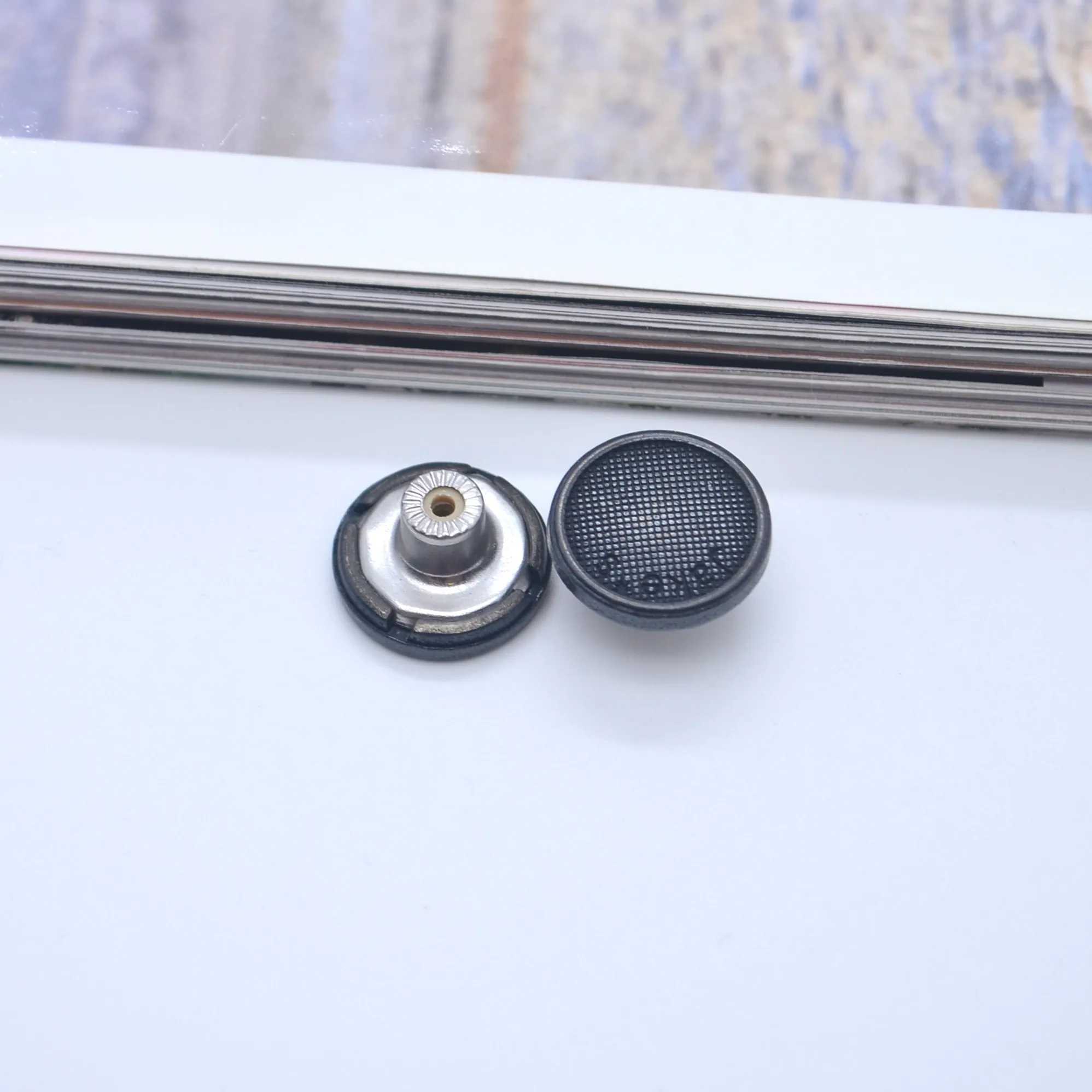 Изготовленный на заказ высокого качества Фирменное наименование: цинковый сплав металлическая джинсовая Кнопка деним пуговицы для джинсов оригинального дизайна