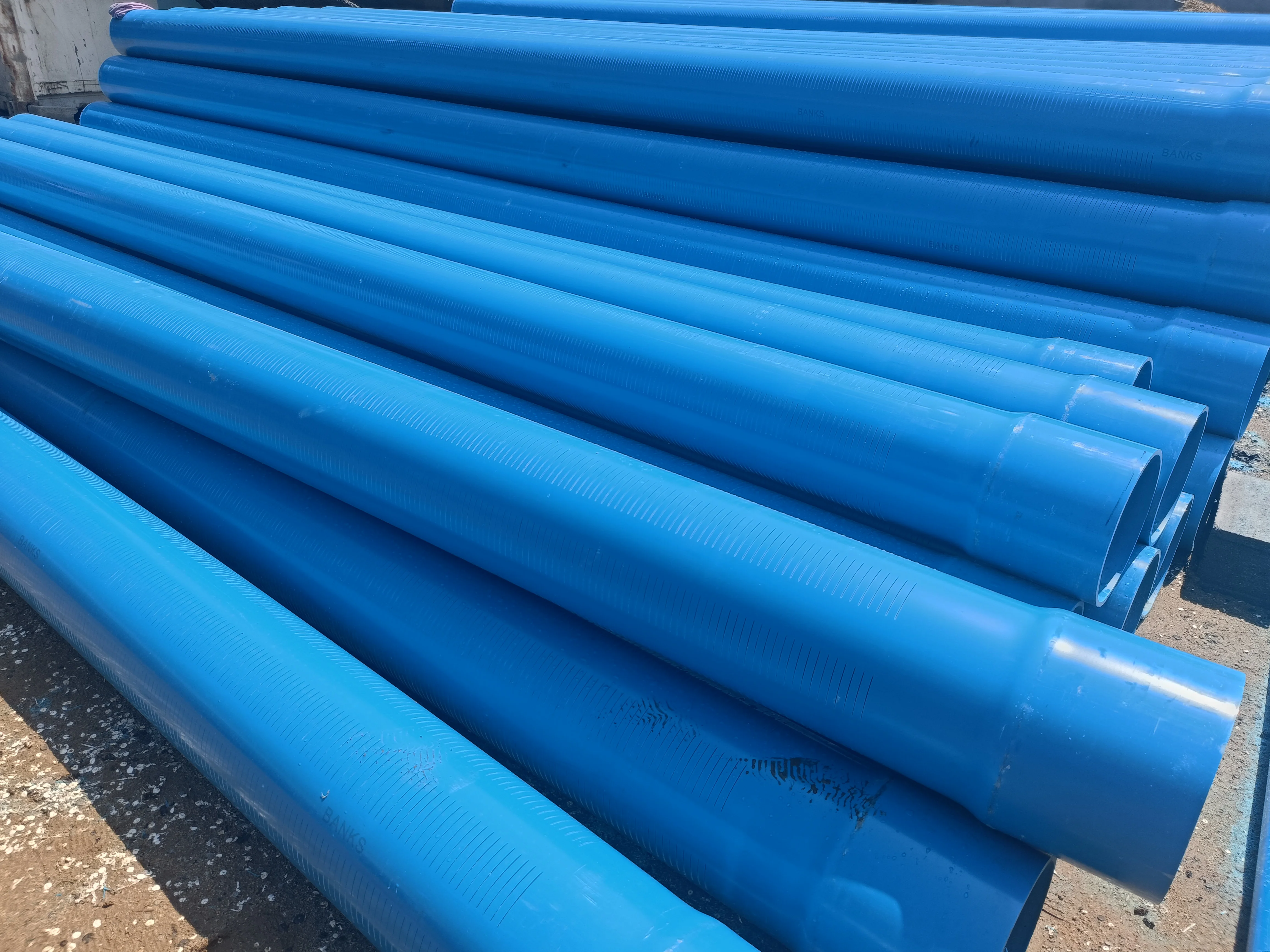 Factory Sale 4 3 2 inch PVCU tubo de drenaje perforado, perforated or Slotted drainage pipe other size