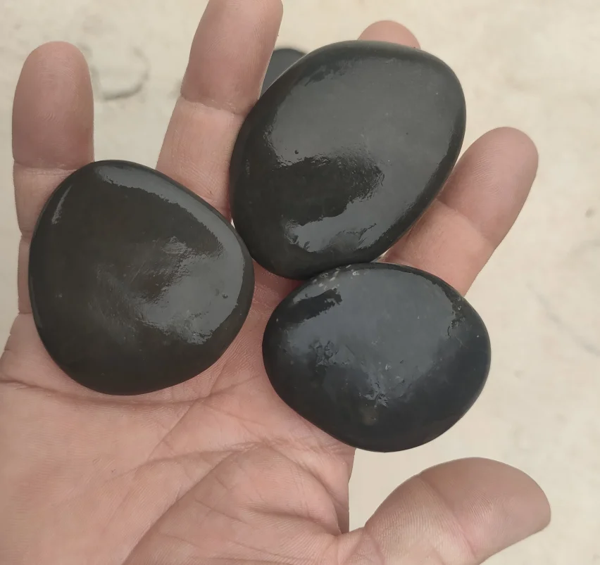 cheap decorative black basalt cobbles pebble and cobble stone gravel marble cobblestone mosaic for garden