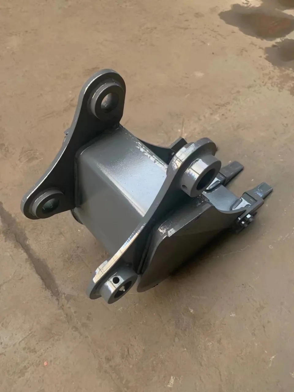 Best Price Hot Selling Excavator Trenching Bucket for Mini Excavator Ditch Bucket for Digging Ditches for PC16