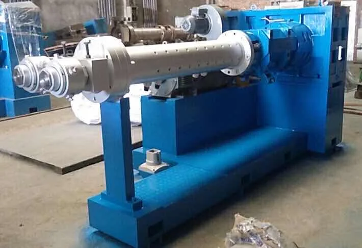 pin barrel cold feed rubber extruder / high quality rubber hose extruder production line