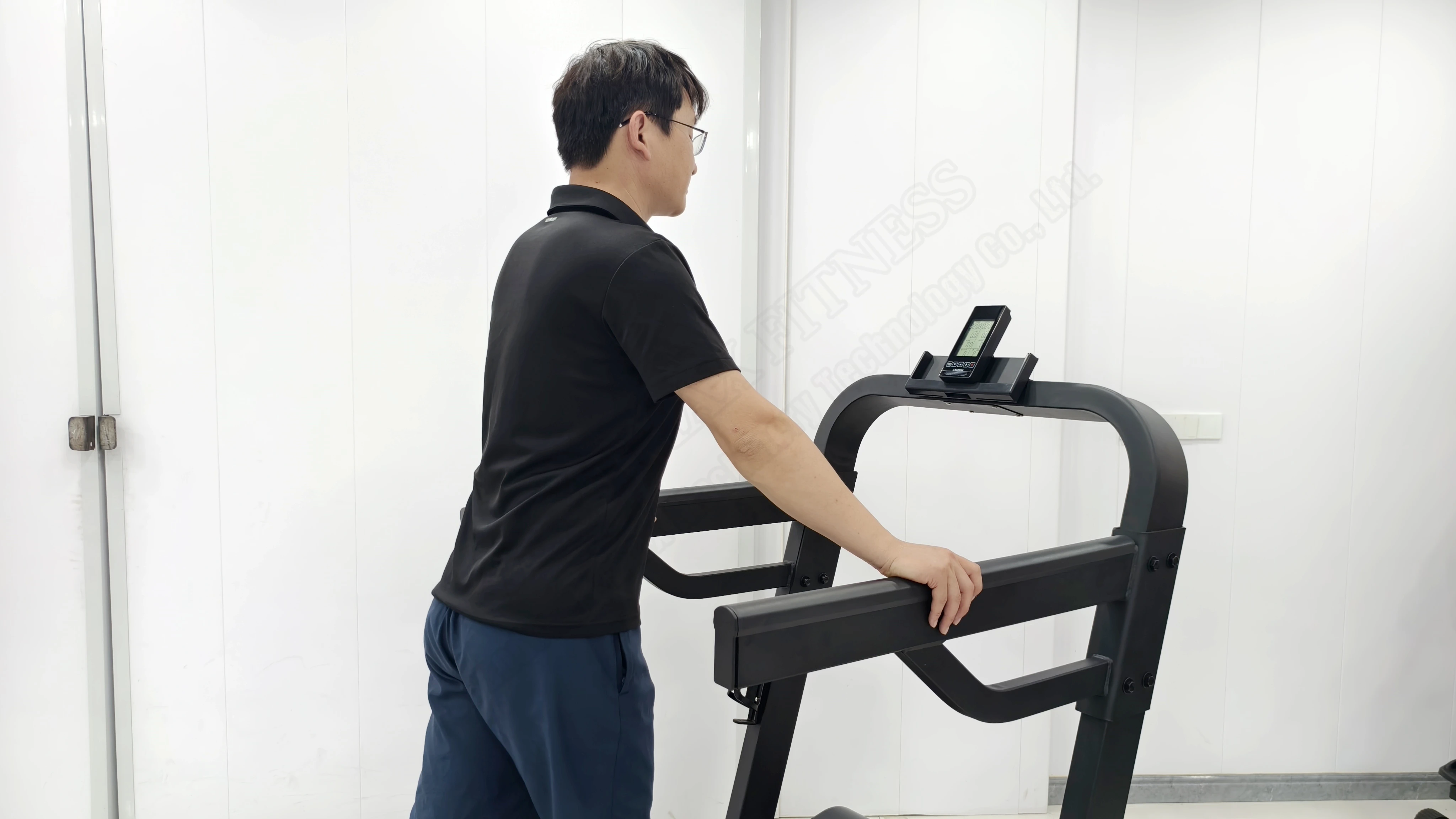 Tmax  no motor lowest noise self-unpowered running machine smart incline vacuum treadmill commercial curved treadmills