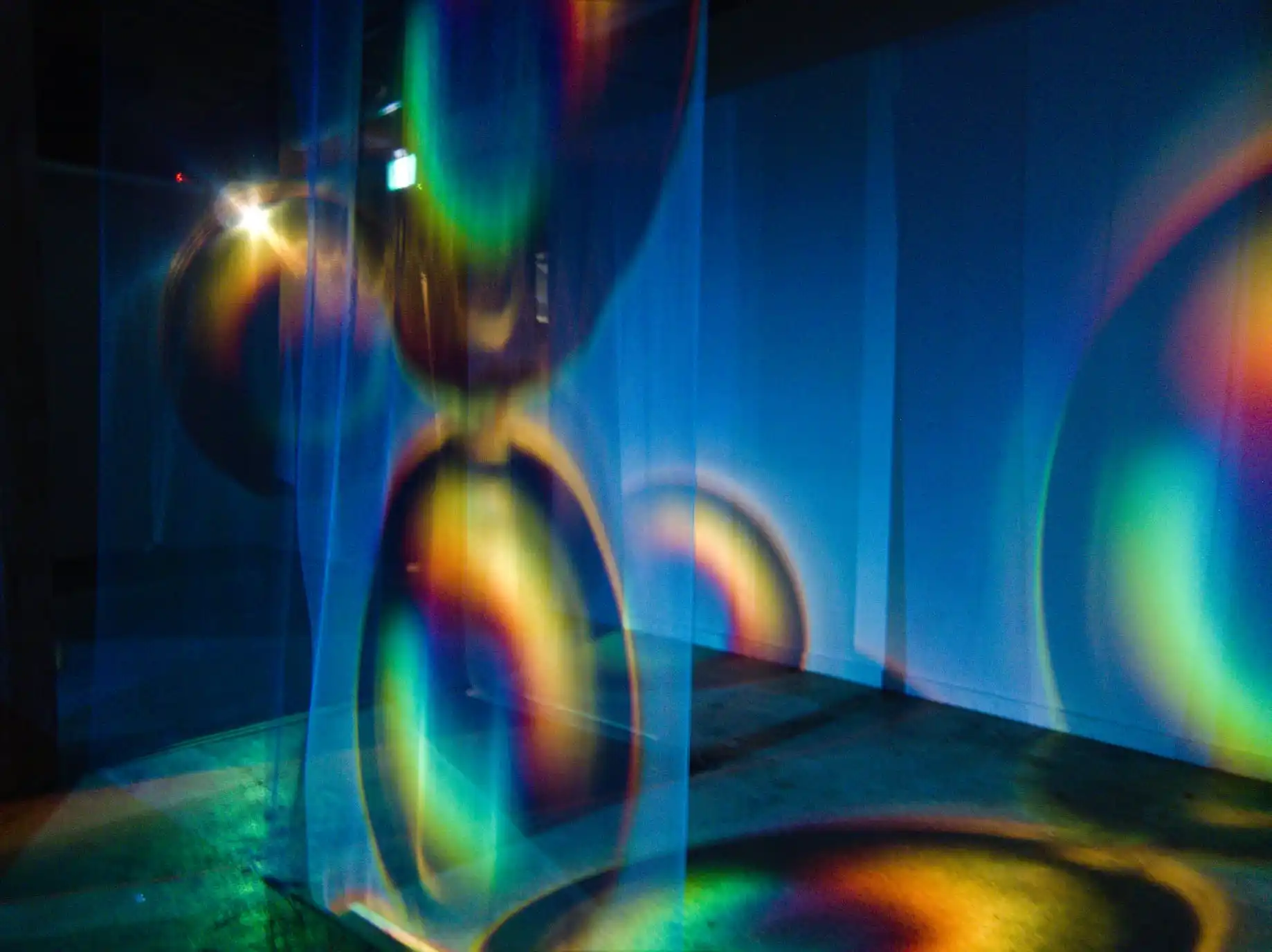 hologram projector high transparency holo net holographic mesh screen for projection