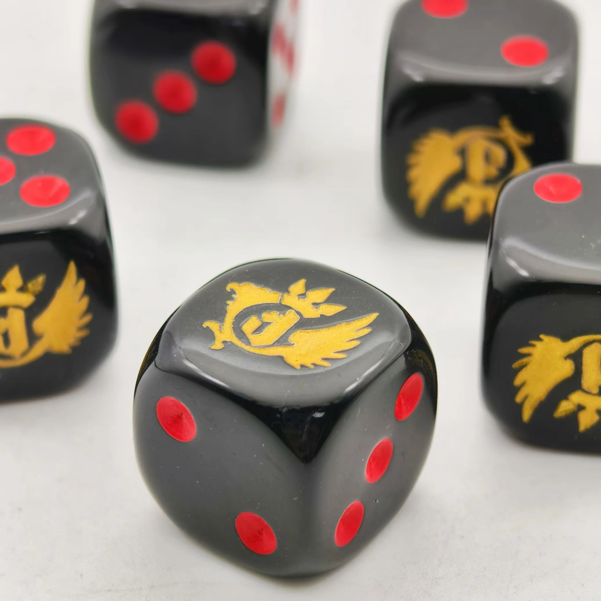 factory free design and sample board game point dice set custom engrave printed black logo round edge luxury point dice set
