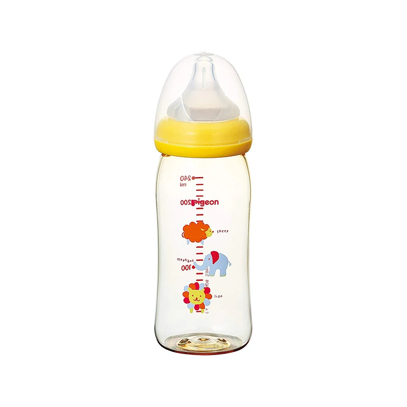 Wide in diameter plain baby plastic milk storage bottles in Japan