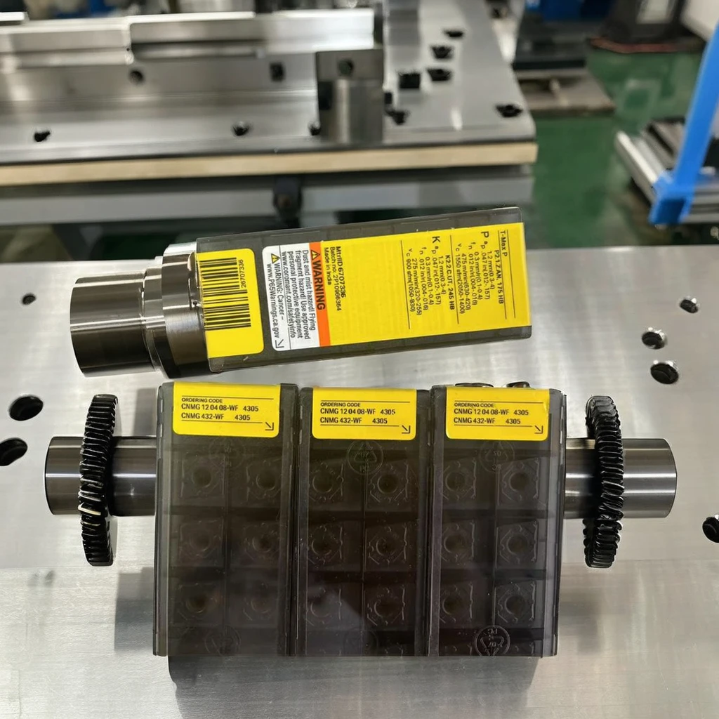 Sandviks Universal C Type Finishing CNC Turning Tool for Precision Machining Applications CNMG120408-WF4305