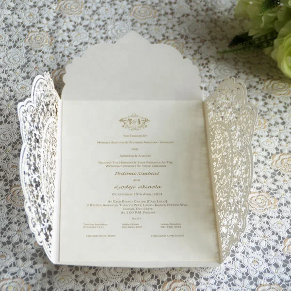 Chinese supplies laser cut elegant white card wedding invitation
