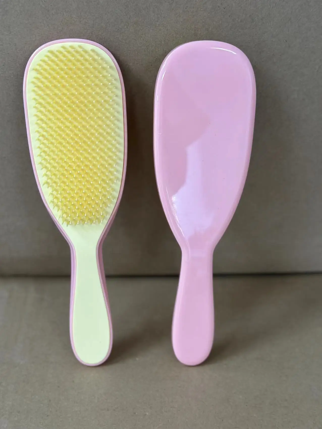 Three-Tiered Bristle  Detangling Brush For Dry and Wet Hair Brush Detangler For Long Thick Curly and Textured Hair