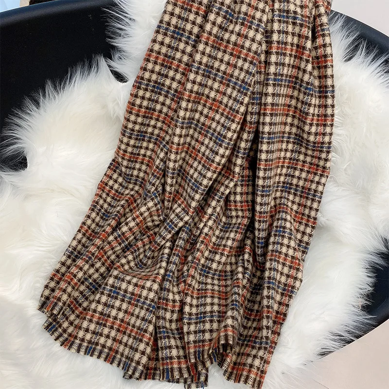 Wholesale winter warm tassel houndstooth Houndstooth shawl tassel wild scarf cashmere for lovers