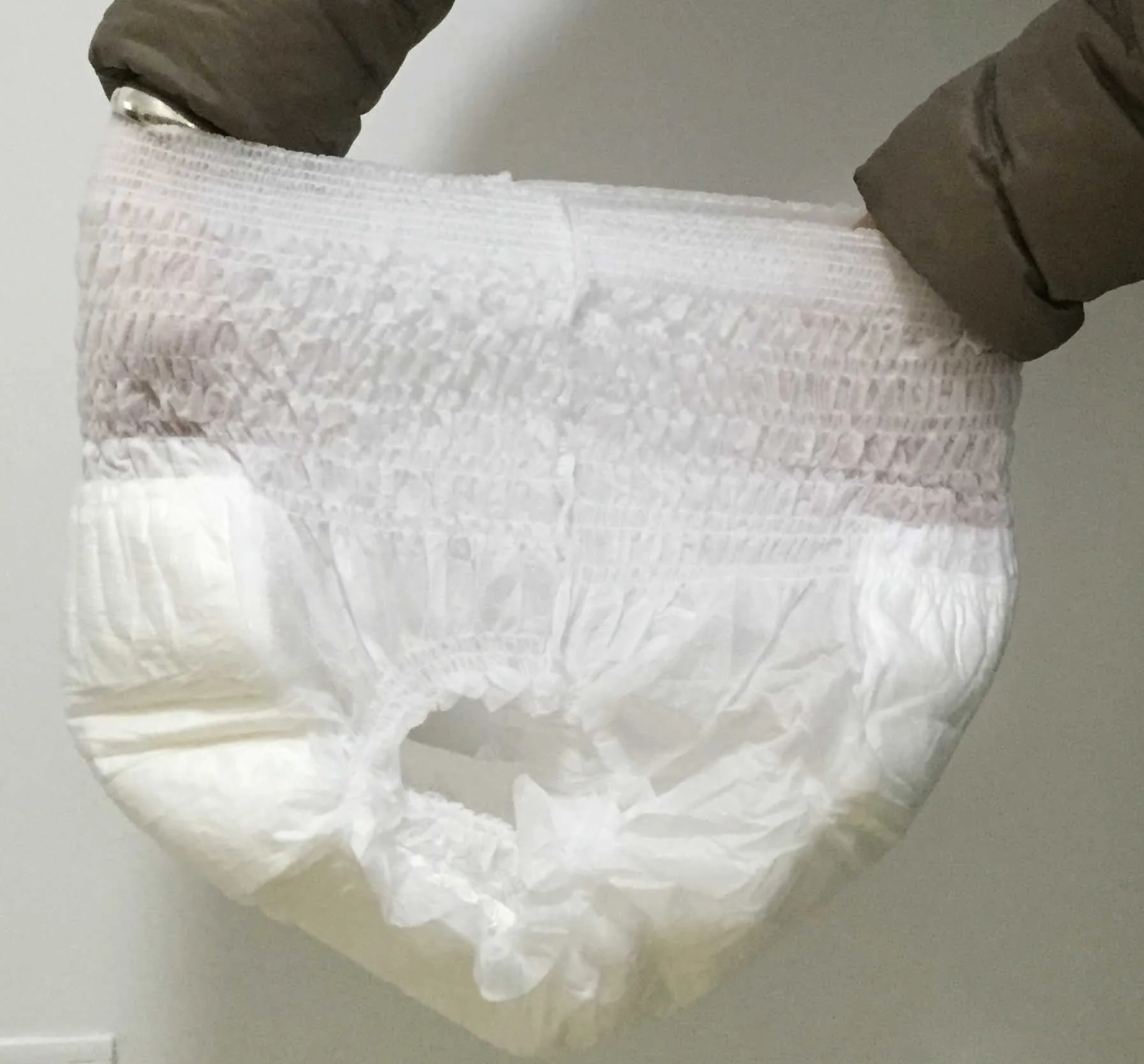  Оптовая продажа одноразовые органические менструальные женские трусики подгузники для взрослых нижнее белье женщин и девочек