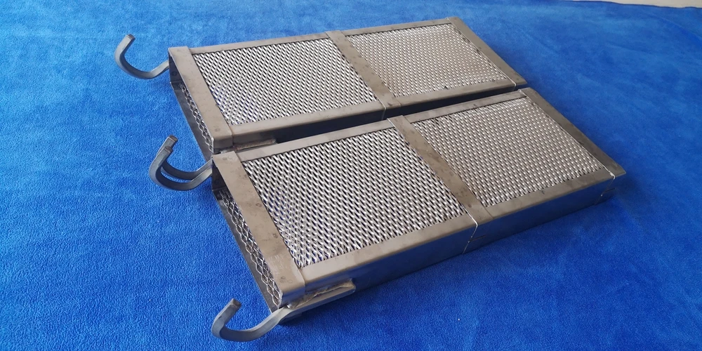 
Titanium Plating Mesh Anode Baskets Used For Chemical Industry 