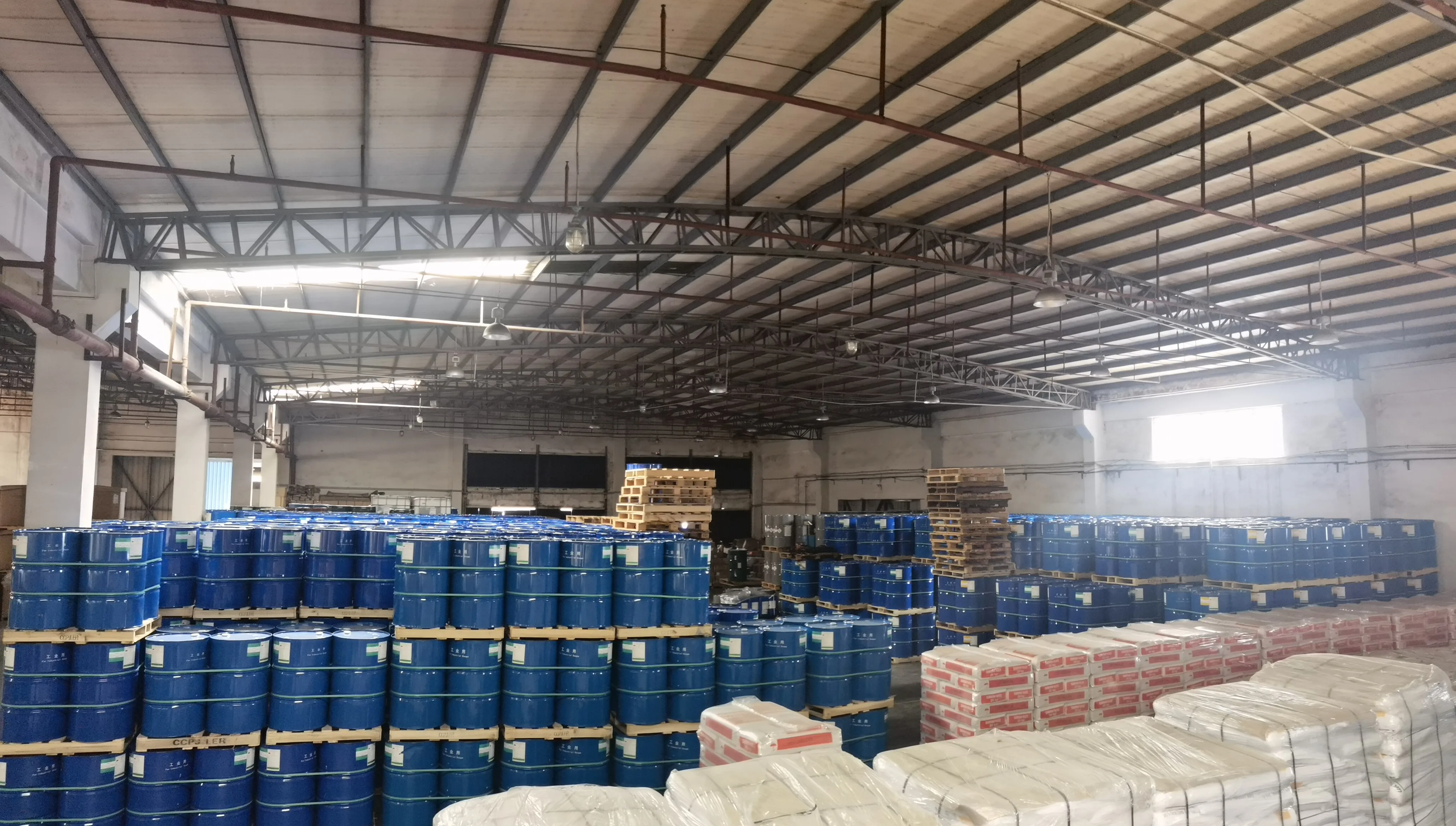 42/52/60 Lubricating oil additive C14-17 CAS No.106232-86-4 Industrial plasticizer Chlorinated Paraffin CP52 additive