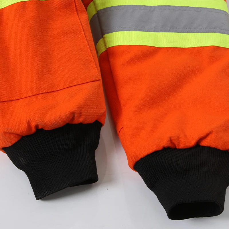 Warm and secure reflective cotton canvas work jacket