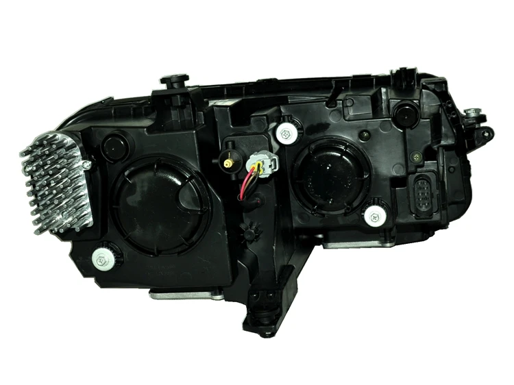 
Bixenon projector lens headlight with auxiliary high beam and dynamic LED turn indicator for 2017 2018Tiguan MK2 