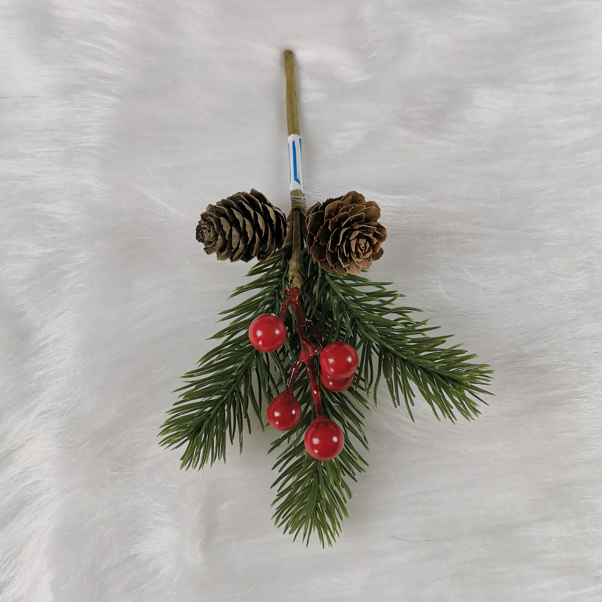 S02517 Christmas floral berry snow pine branch XMAS flower plant artificial christmas tree spray picks for Christmas decorations