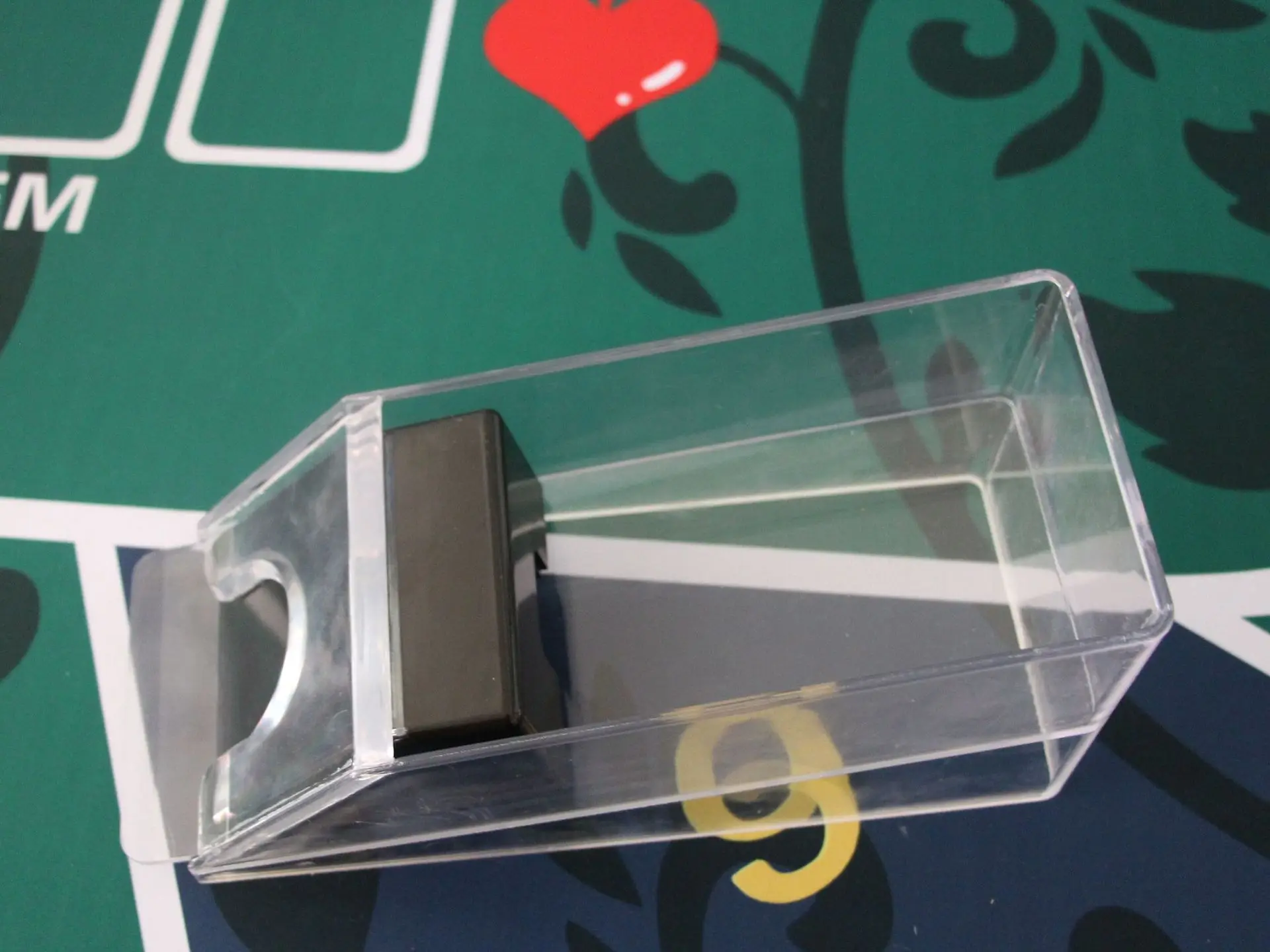 Professional poker card shoe playing cards plastic poker chip holder custom poker dealer