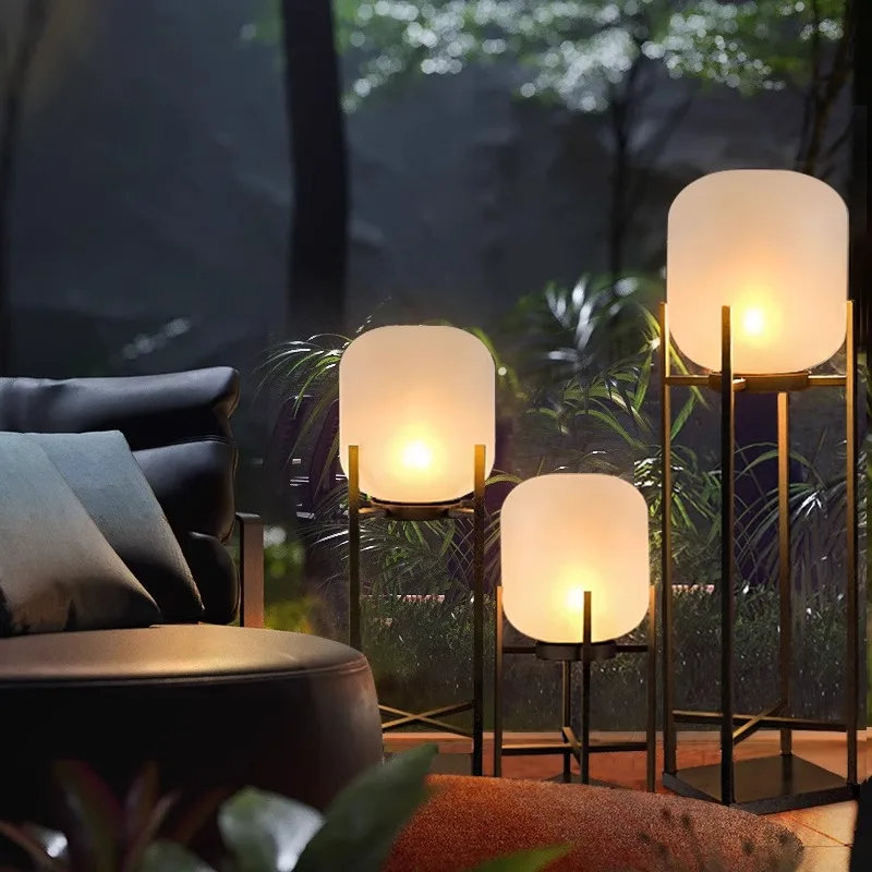 Hot Selling Courtyard Villa Garden Landscape Solar  LED Modern Stainless Steel Simple Outdoor Lawn Light garden decorative lamp