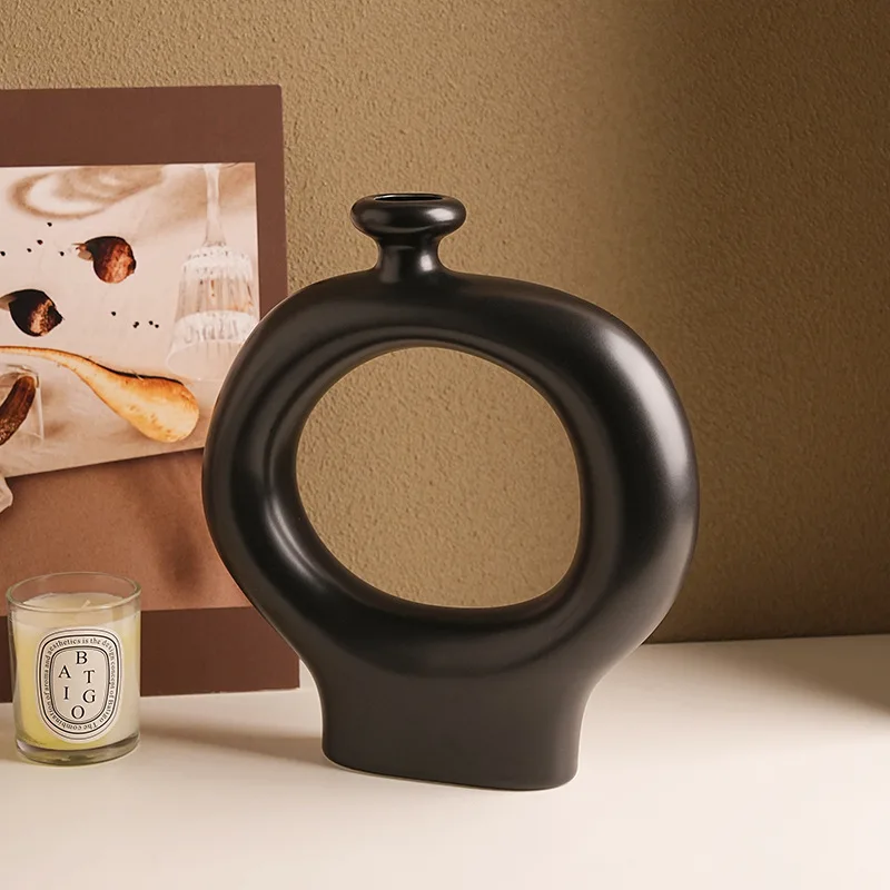 Hot Seller Creative Ceramic Vase High-Temperature Fired for Captivating Charm  Premium Home Decor Option Gorgeous Stunning Vase