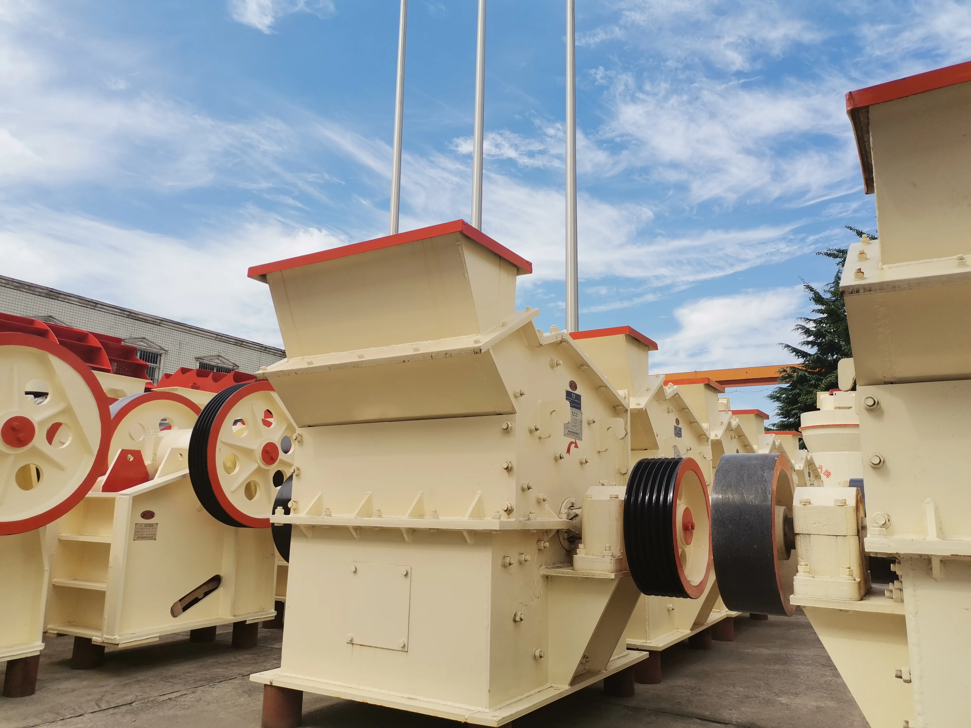 Preferential tertiary impact crusher PXJ 0804 800X400 used for fine crushing of medium and low hardness materials