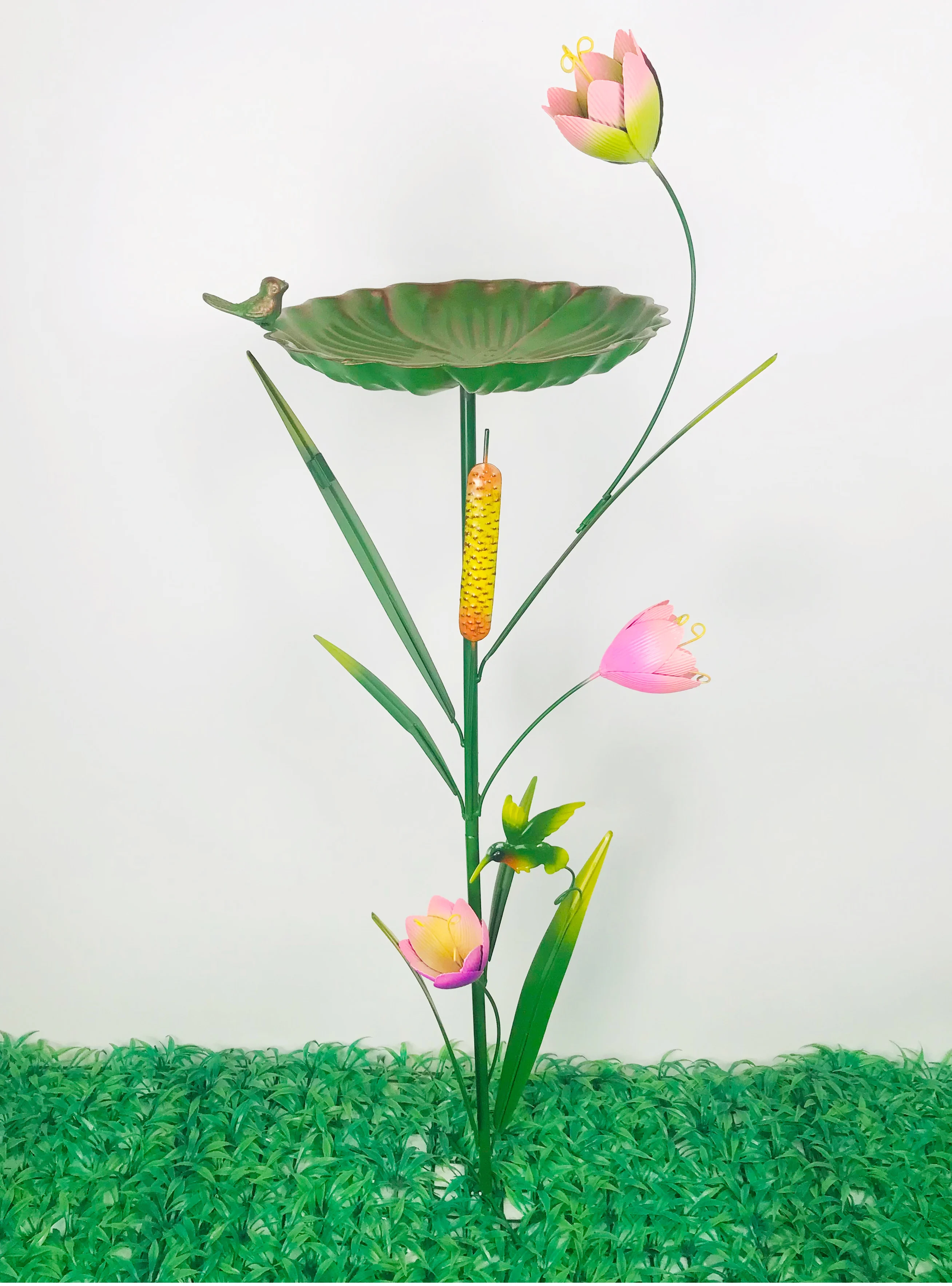 Bird Bath stake Antique Garden Iron Plant Trellis With Decorative Hummingbird flower Detachable garden decoration outdoor