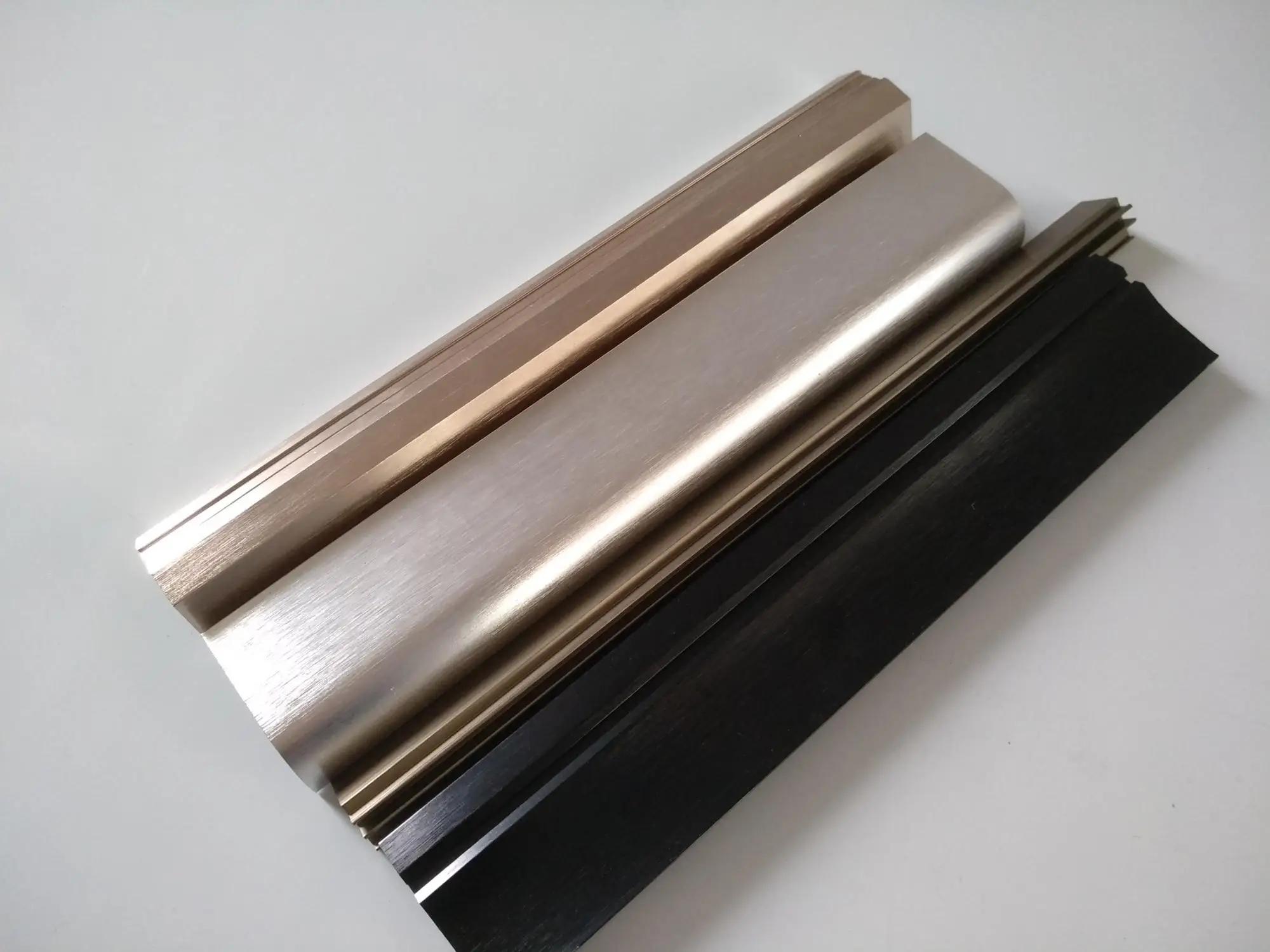 China manufacture high quality customized aluminium fluorescent tube for LED profile