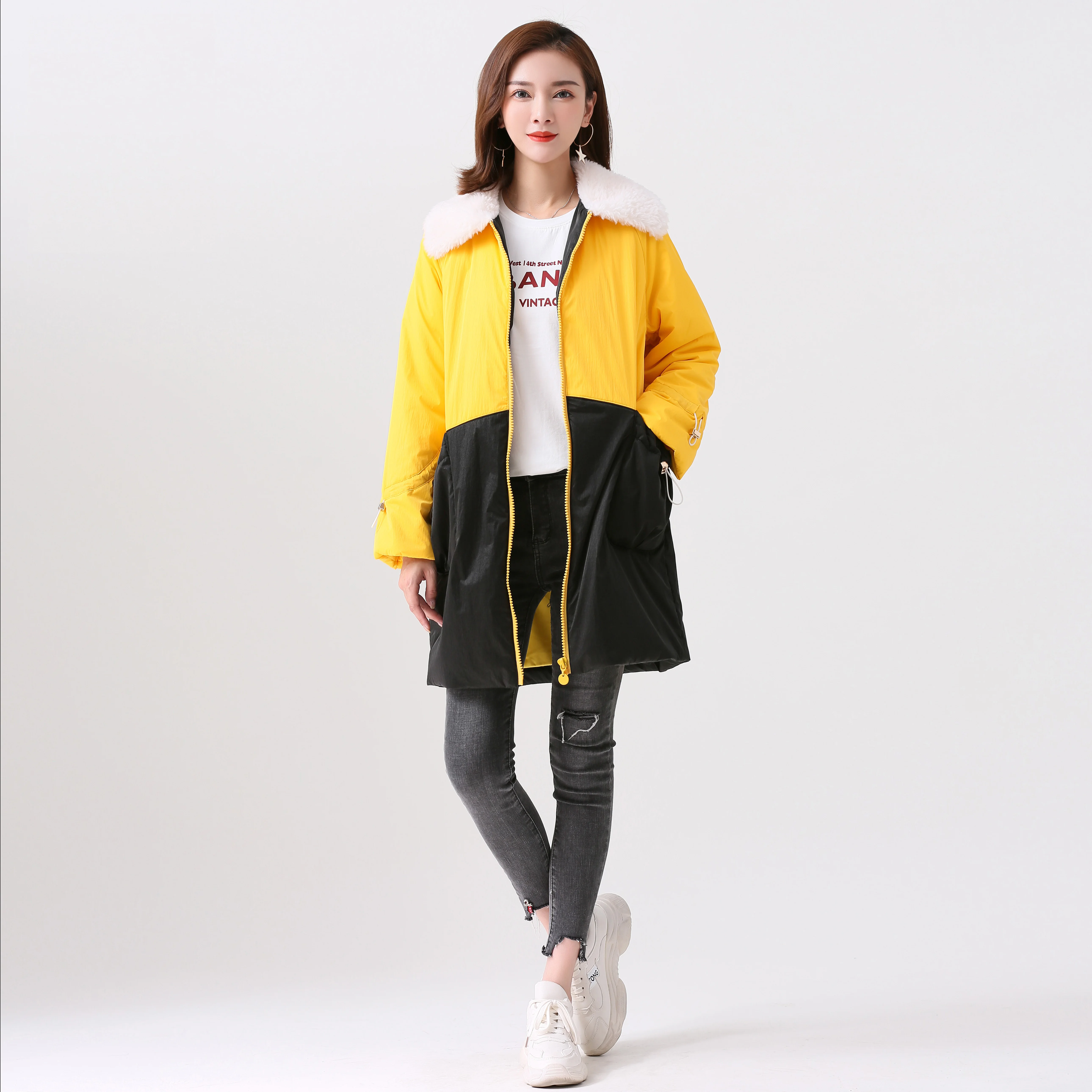 Новинка 2020, зимняя городская Повседневная Женская одежда средней длины с меховым воротником, шелковая одежда